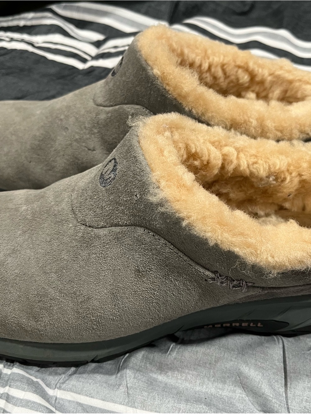 Merrell women Slip-On Shearling Lined Casual Shoe - Taupe